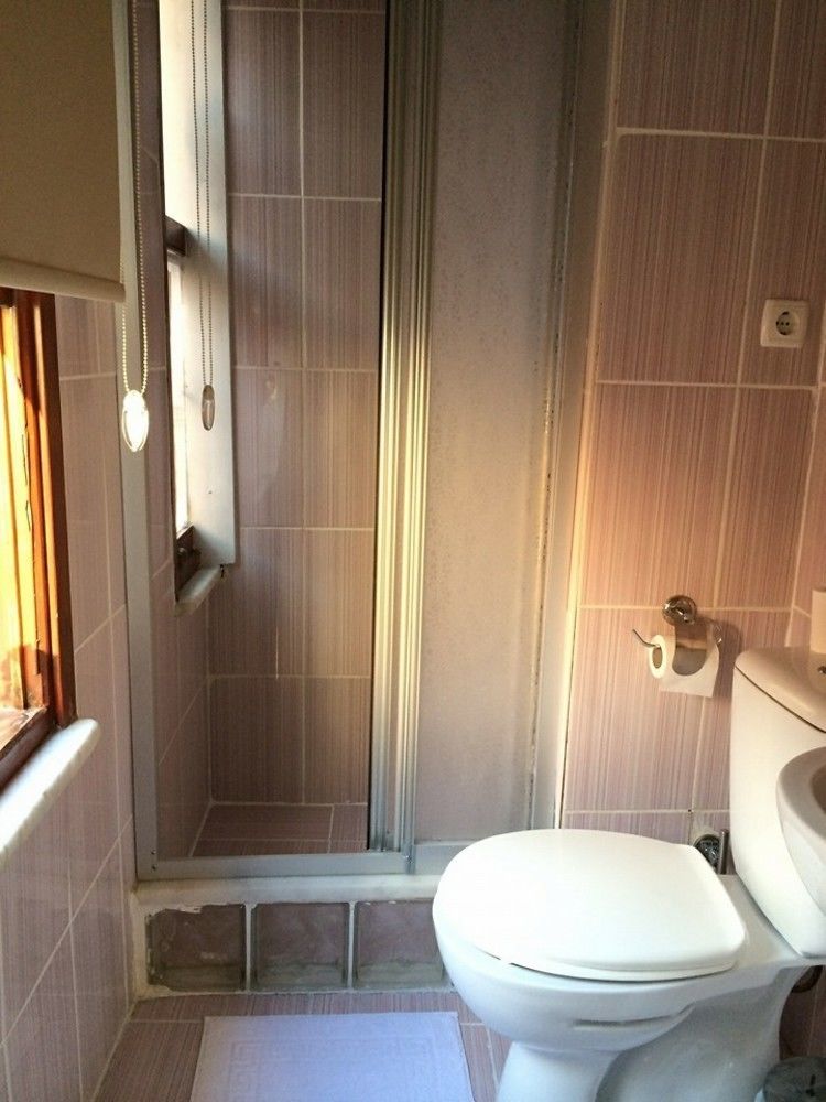 Ortakoey Tiny One Hotel Истанбул Екстериор снимка