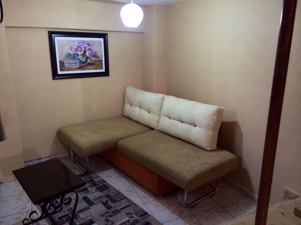 Ortakoey Tiny One Hotel Истанбул Екстериор снимка